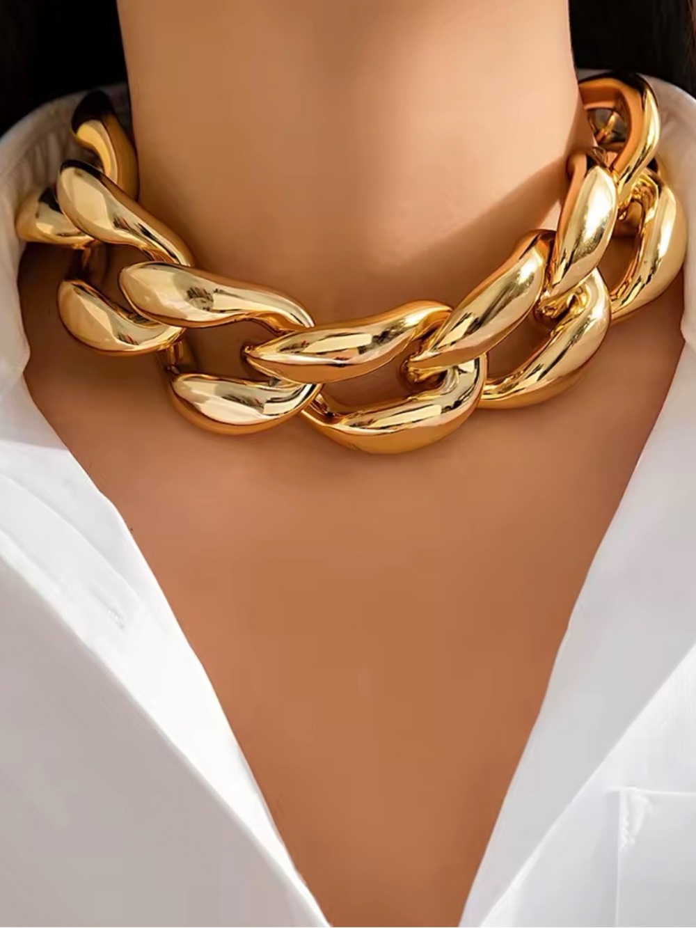 Zara Gold Tone Chunky Chain Modern Composite Material Choker Necklace NWOT